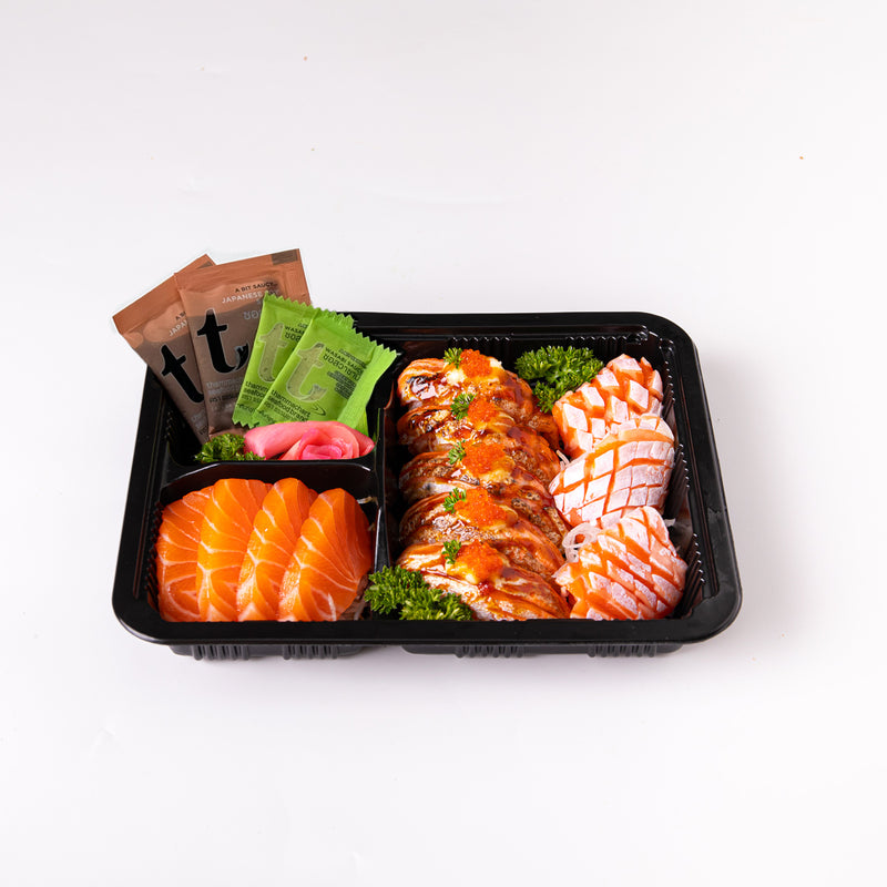 Salmon Toro Sashimi & Nigiri Aburi